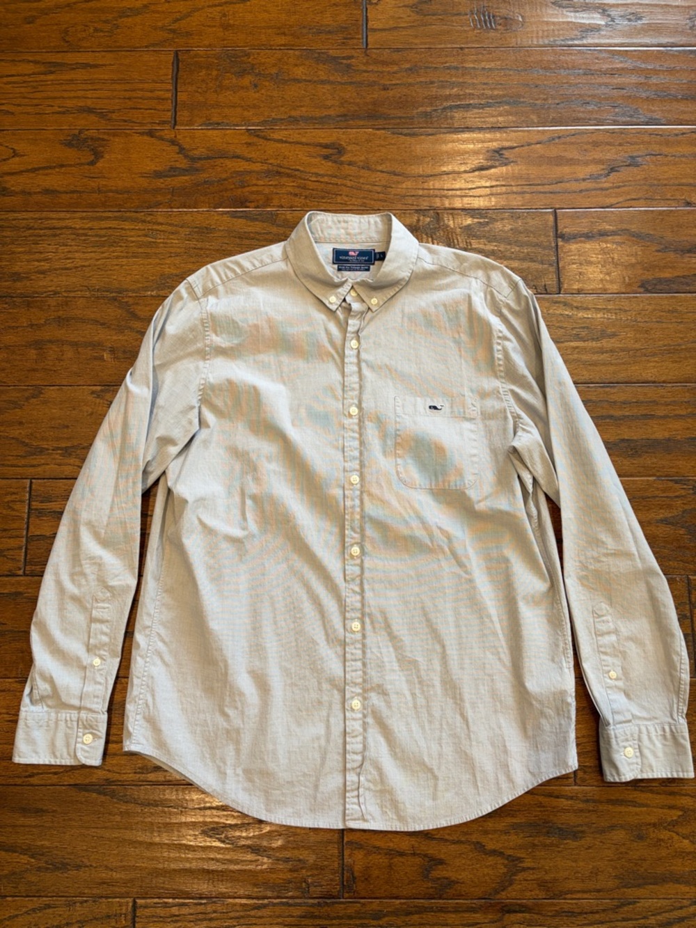 Vineyard Vines Men's Light Gray Button-Down Shirt